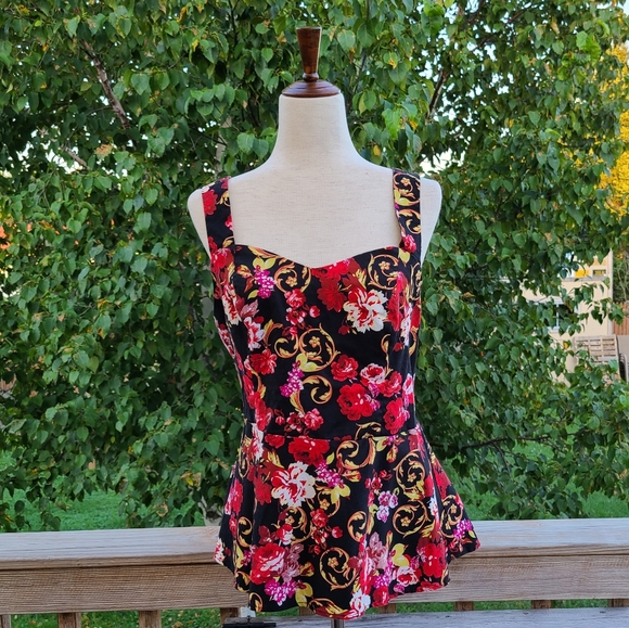 torrid Tops - Torrid Floral Sleeveless Top